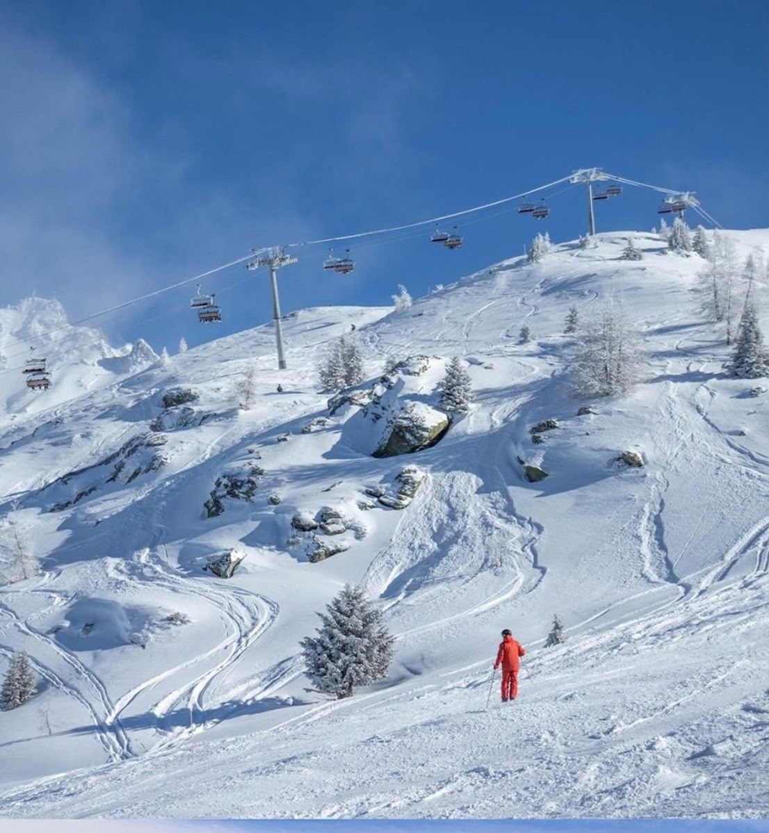 Snuggly sheets to splendid ski slopes: Top 5 countries for ski lovers