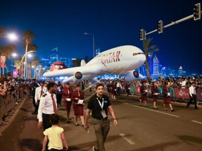 Qatar hosts largest hot air balloon festival