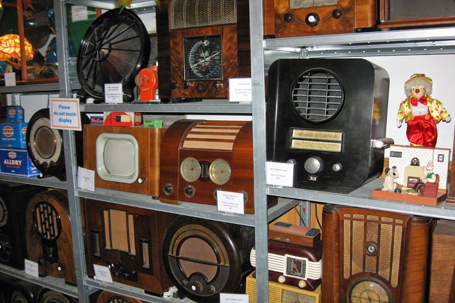 Ye Olde Hurdy-Gurdy Museum of Vintage Radio