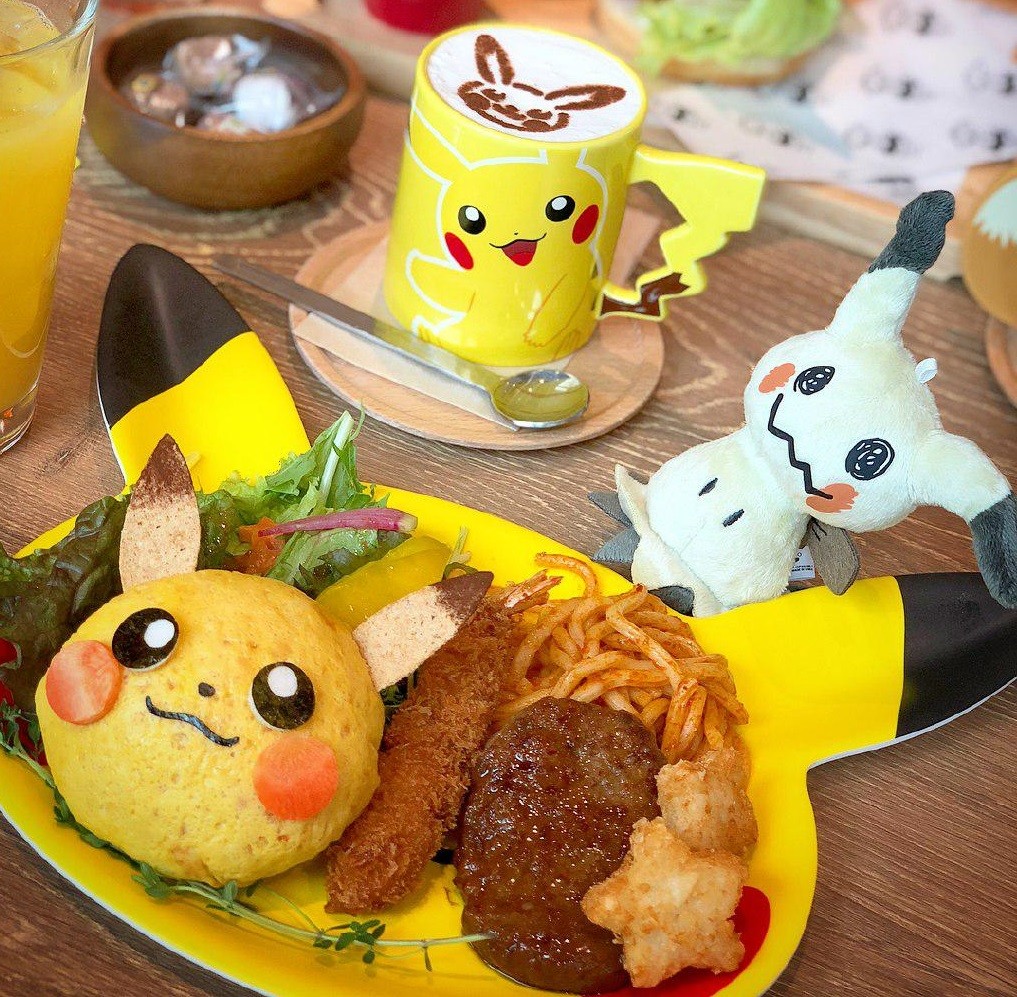 Anime Themed Cafe in Japan