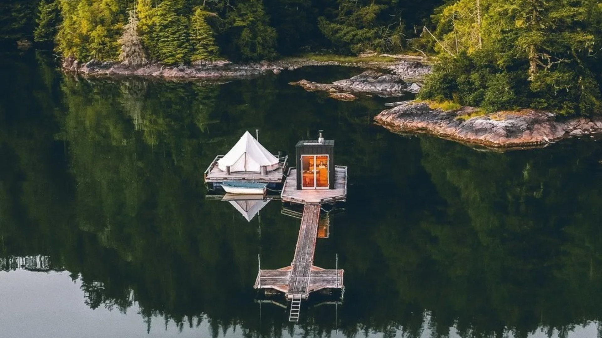 Airbnb’s Instagram hotlist from 2023