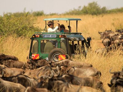 Tanzania invites investment in tourism industry